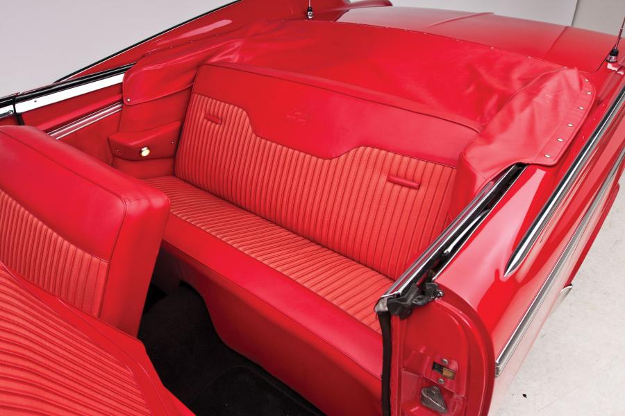  Dodge Polara D-500 Convertible 1960 года  (фото 6 из 28)